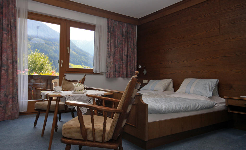 Privatzimmer Kammerlander Neukirchen am Großvenediger Habitación foto