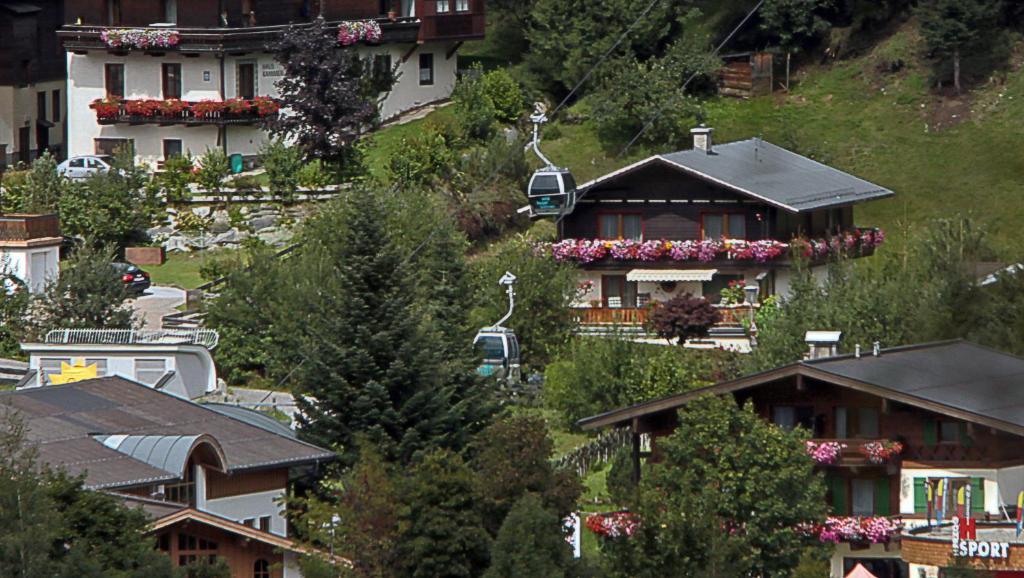 Privatzimmer Kammerlander Neukirchen am Großvenediger Habitación foto